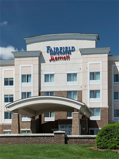 Fairfield Inn & Suites Overland Park